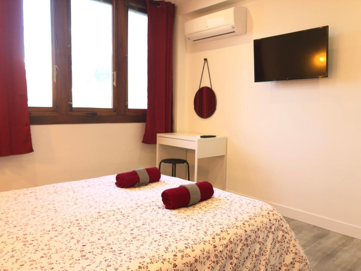 La Cle -Climatisation - Parking Prive - Ideale - Professionnels - Familles - Amis Hyeres Exterior photo